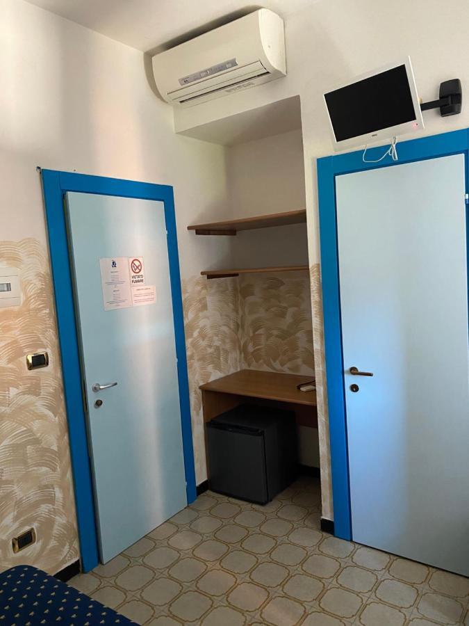 Hotel Caravella à Deiva Marina Extérieur photo