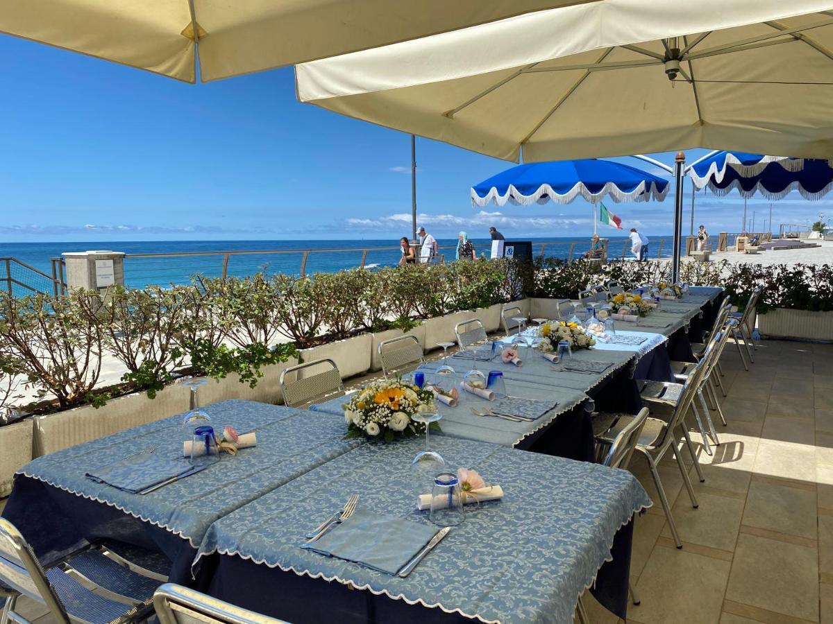 Hotel Caravella à Deiva Marina Extérieur photo